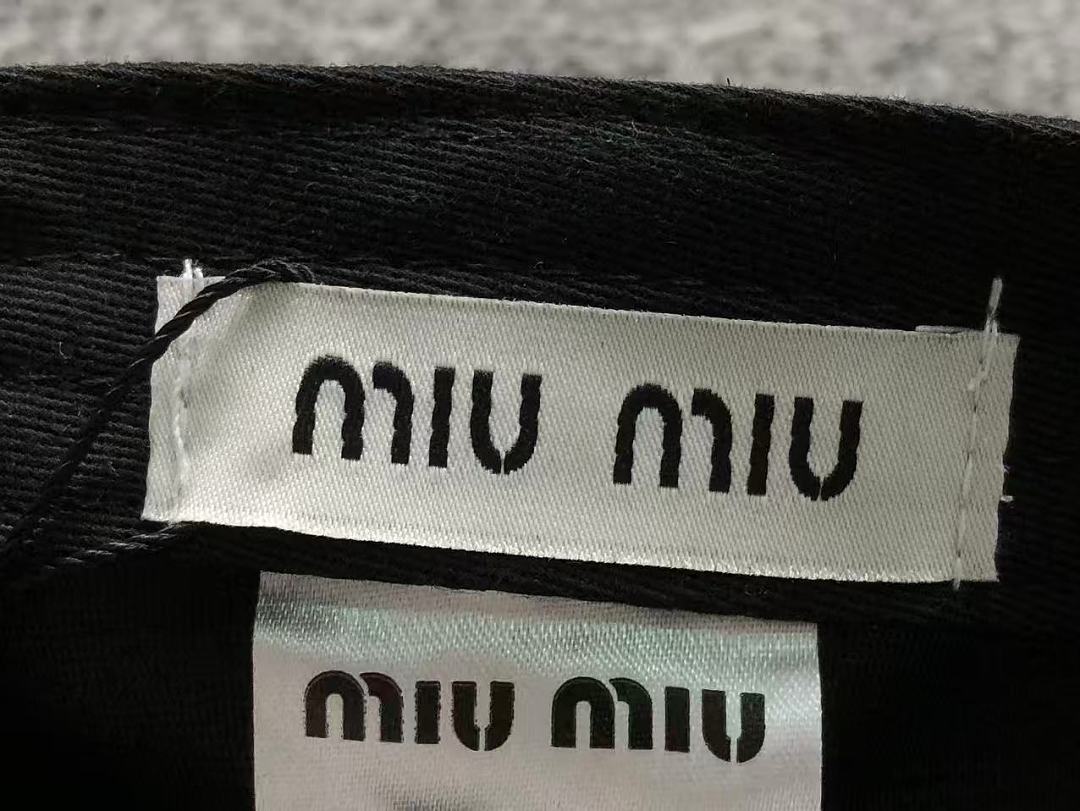 Miu Miu 88 M⭐U - Image 11