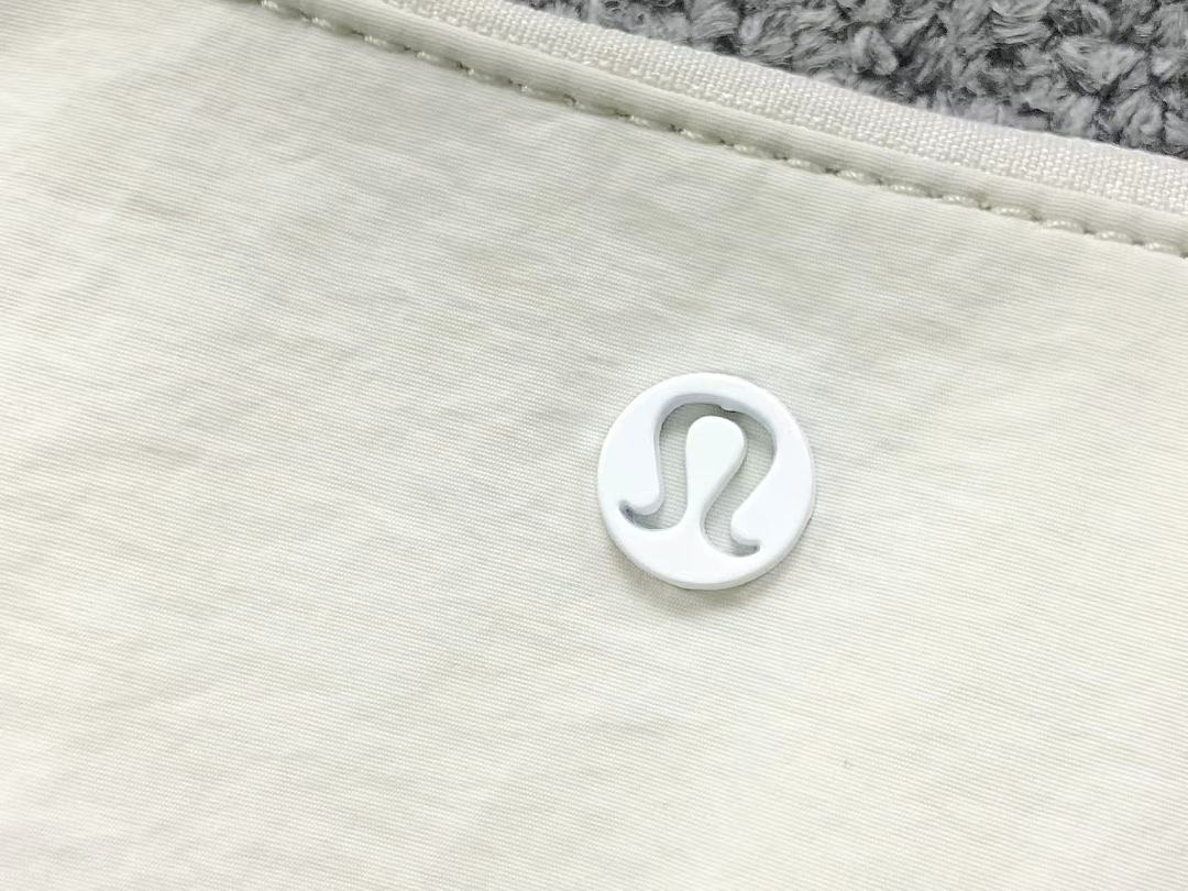 On Running 138 LULULEMON BAG 3205080923 (Long 37CM* Wide 11CM* High 27CM) - Image 10
