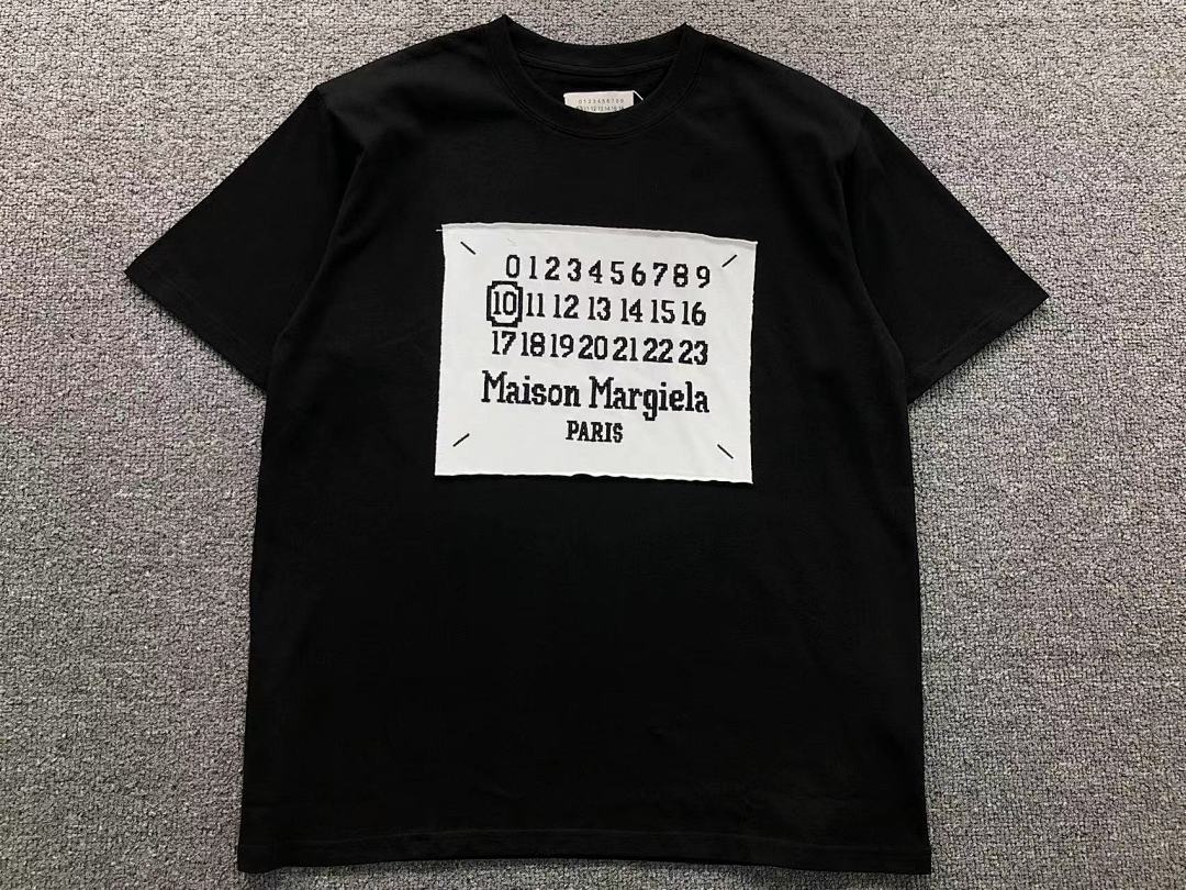 On Running 78 MAISON MARGIELA T-SHIRT 4107051486 (Im 170Cm 60Kg I Wear Size 46 In The Phot) - Image 10