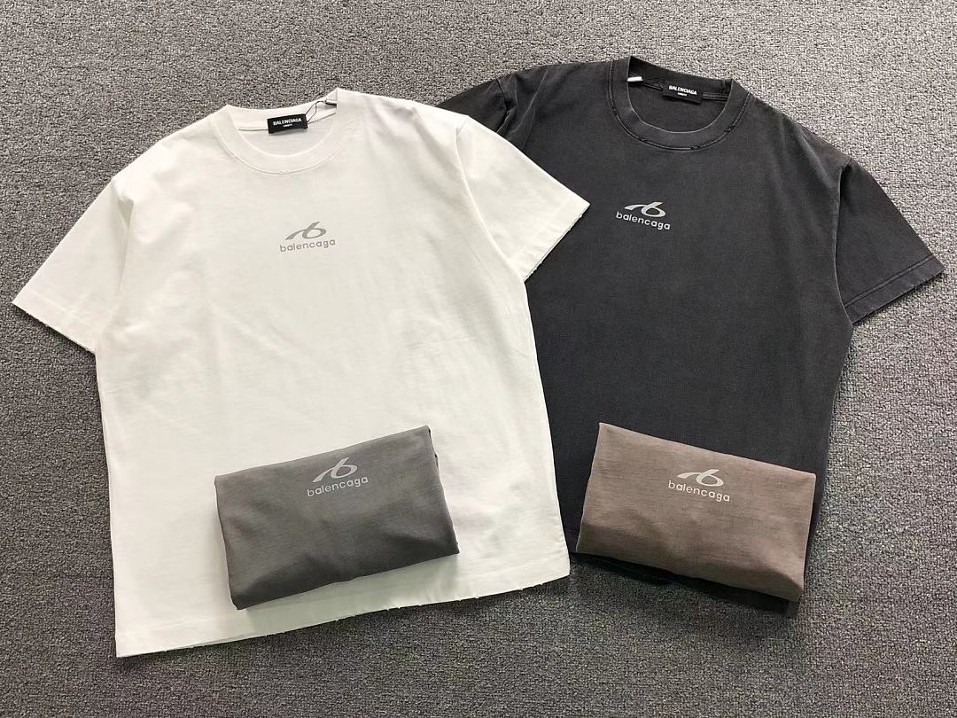 Balenciaga 129 B⭐L⭐⭐⭐IA⭐A T-SHIRT 42061612133 (Im 170Cm 60Kg I Wear Size 2XL In The Phot) - Image 5