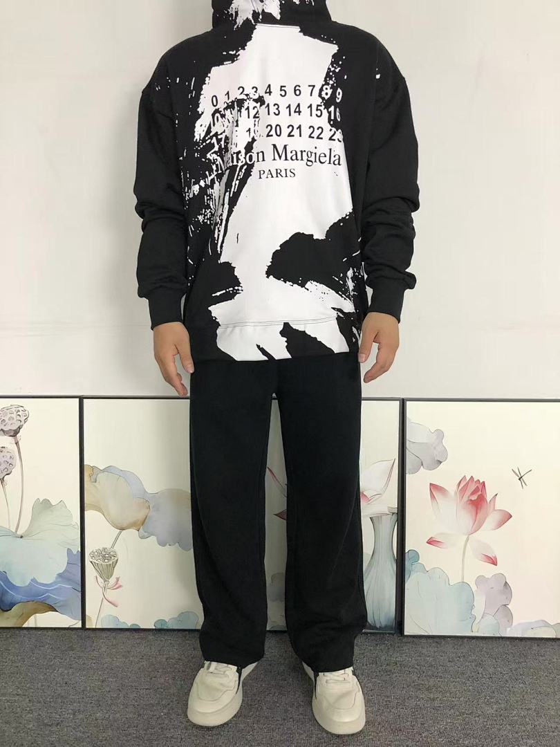 On Running 165 MAISON MARGIELA HOODIE 5123022162 (Im 170Cm 60Kg I Wear Size 44 In The Phot) - Image 3