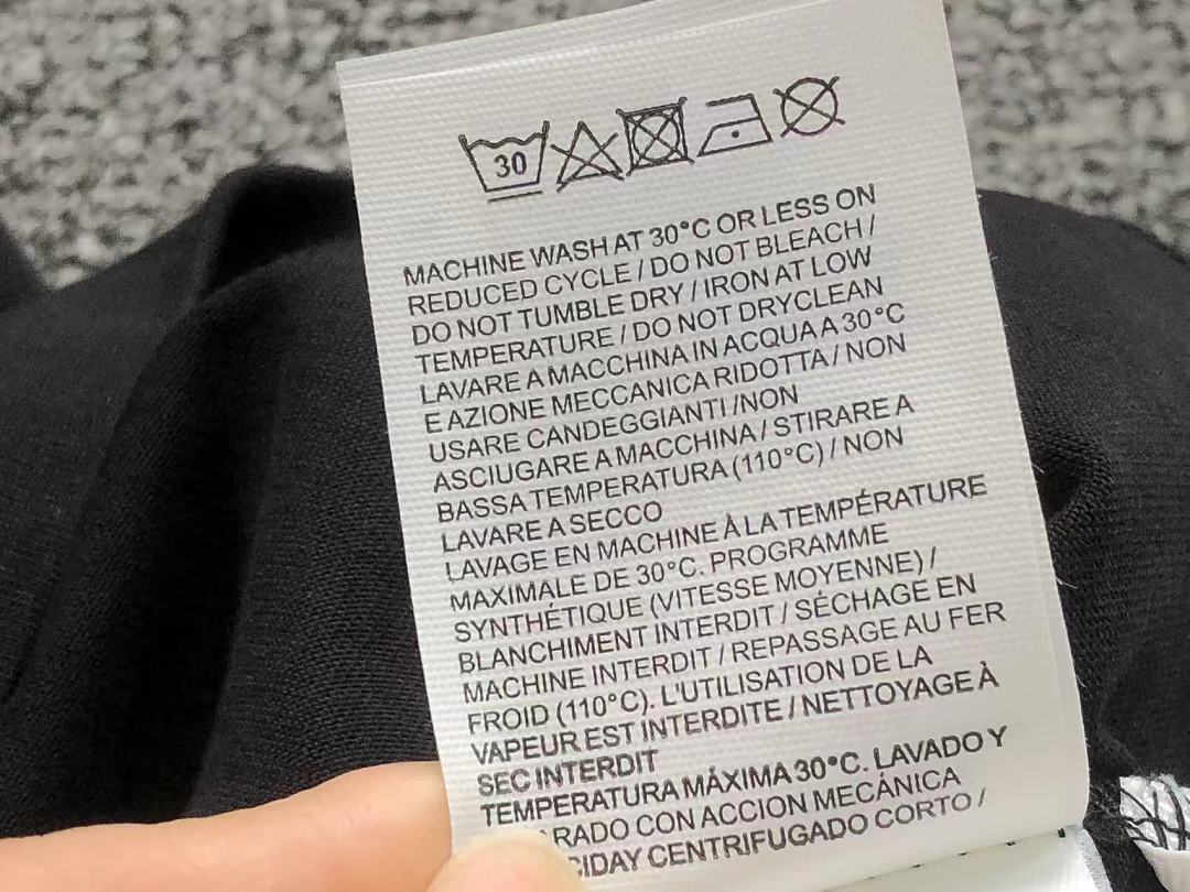 Off-White 129 OFF-WHITE LONG SLEEVED 3207302021 (Im 170Cm 60Kg I Wear Size M In The Phot) - Image 25