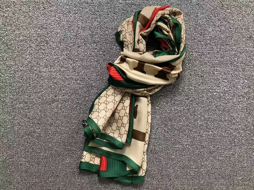 Gucci 68 G⭐C⭐I SCARF 2203168276 (Long 180CM* Wide 90CM*) - Image 4