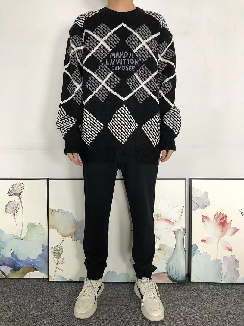 Louis Vuitton 208 L⭐ SWEATER 42090701156 (Im 170Cm 60Kg I Wear Size XL In The Phot) - Image 3