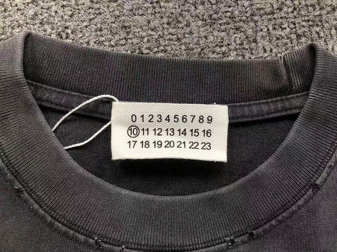 On Running 113 MAISON MARGIELA T-SHIRT 526120119 (Im 170Cm 60Kg I Wear Size M In The Phot) - Image 17
