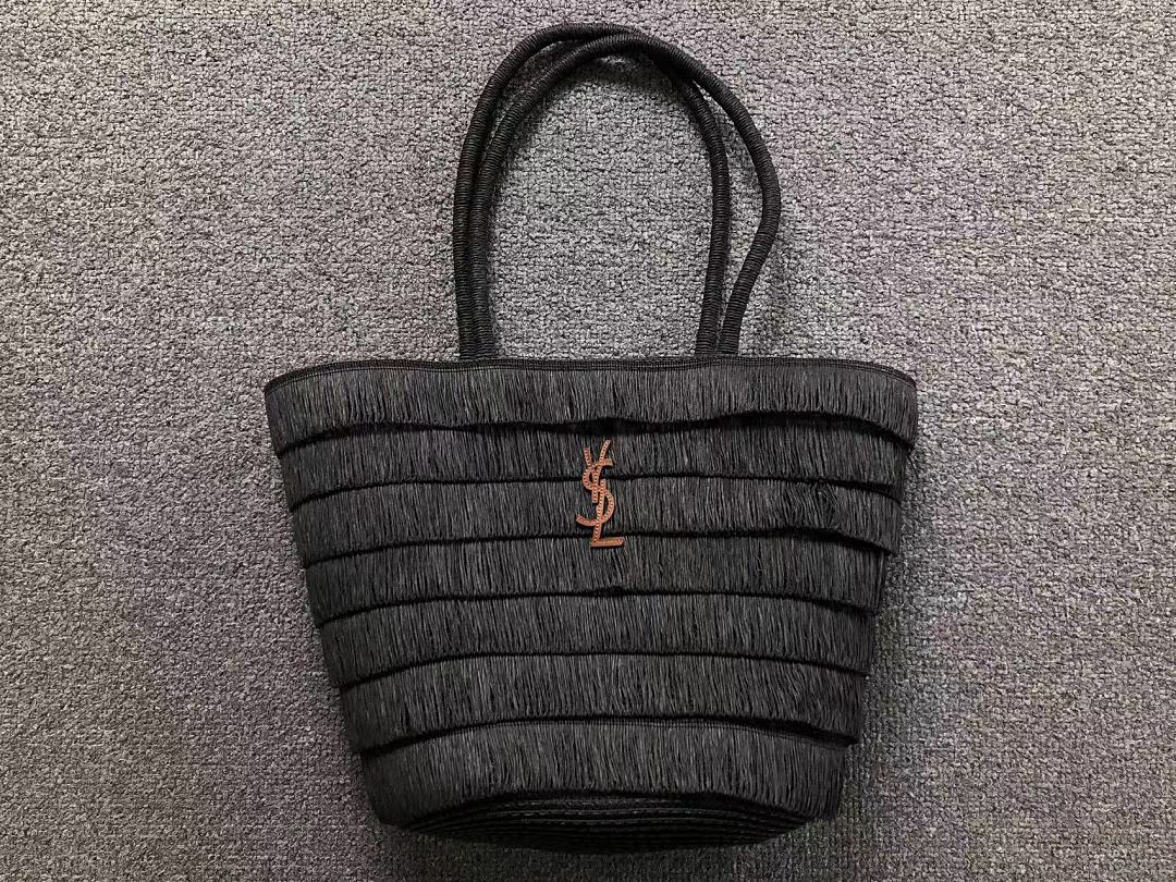 Saint Laurent 165 SA⭐⭐T ⭐⭐U⭐⭐NT HAT BAG 5250602102 (Long 25CM* Wide 15CM* High 28CM) - Image 4