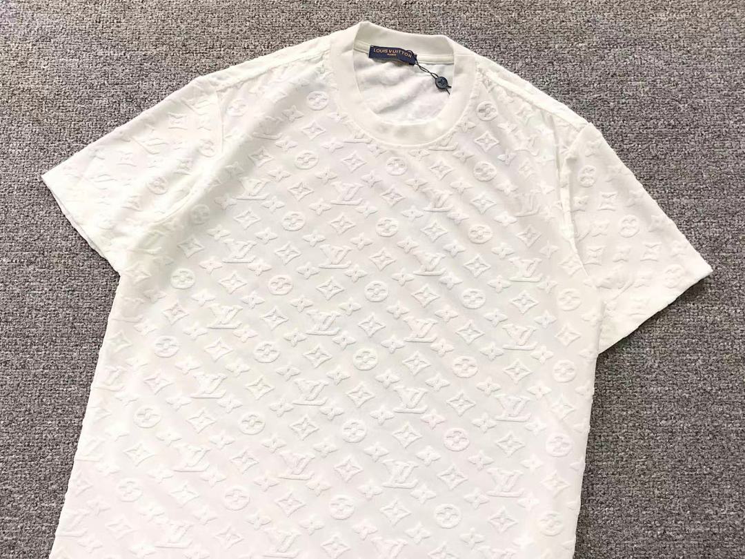 Louis Vuitton 88 L⭐ T-SHIRT 1112263932 (Im 170Cm 60Kg I Wear Size M In The Phot) - Image 11