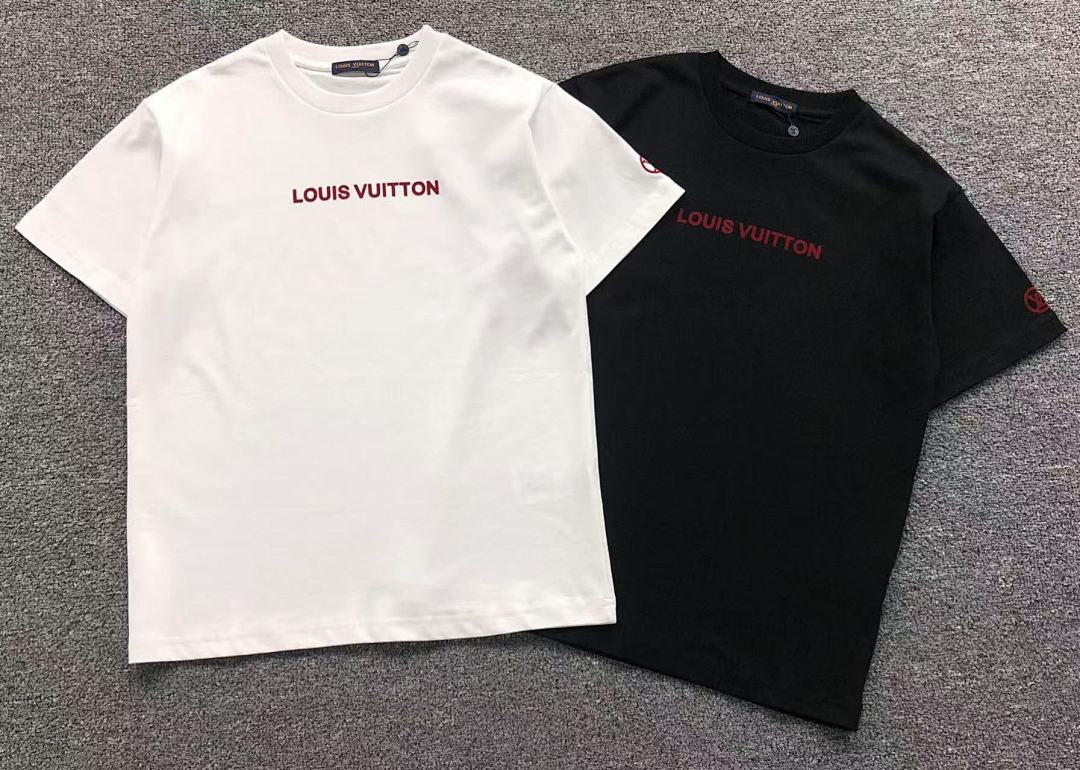 Louis Vuitton 108 L⭐ T-SHIRT 41062619126 (Im 170Cm 60Kg I Wear Size XS In The Phot) - Image 6