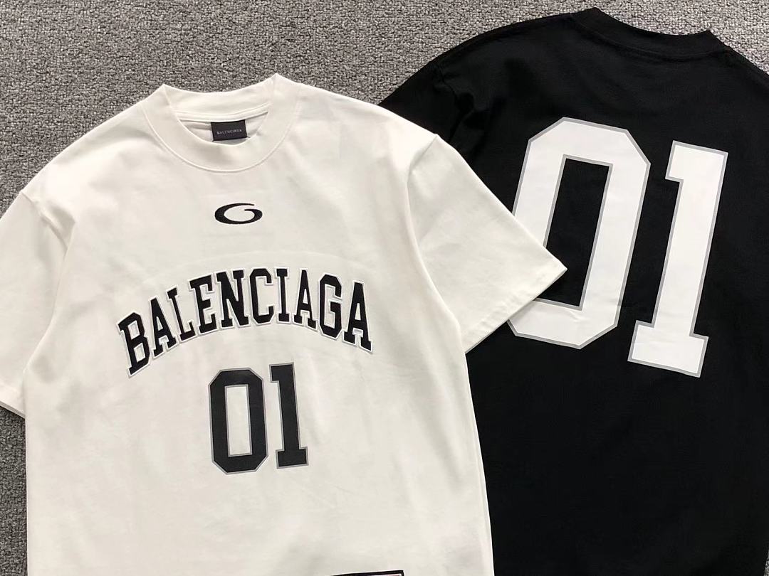 Balenciaga 158 B⭐L⭐⭐⭐IA⭐A T-SHIRT 22051218001 (Im 170Cm 60Kg I Wear Size S In The Phot) - Image 6