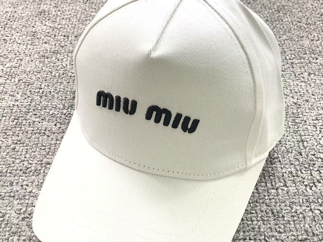 Miu Miu 78 M⭐U - Image 5