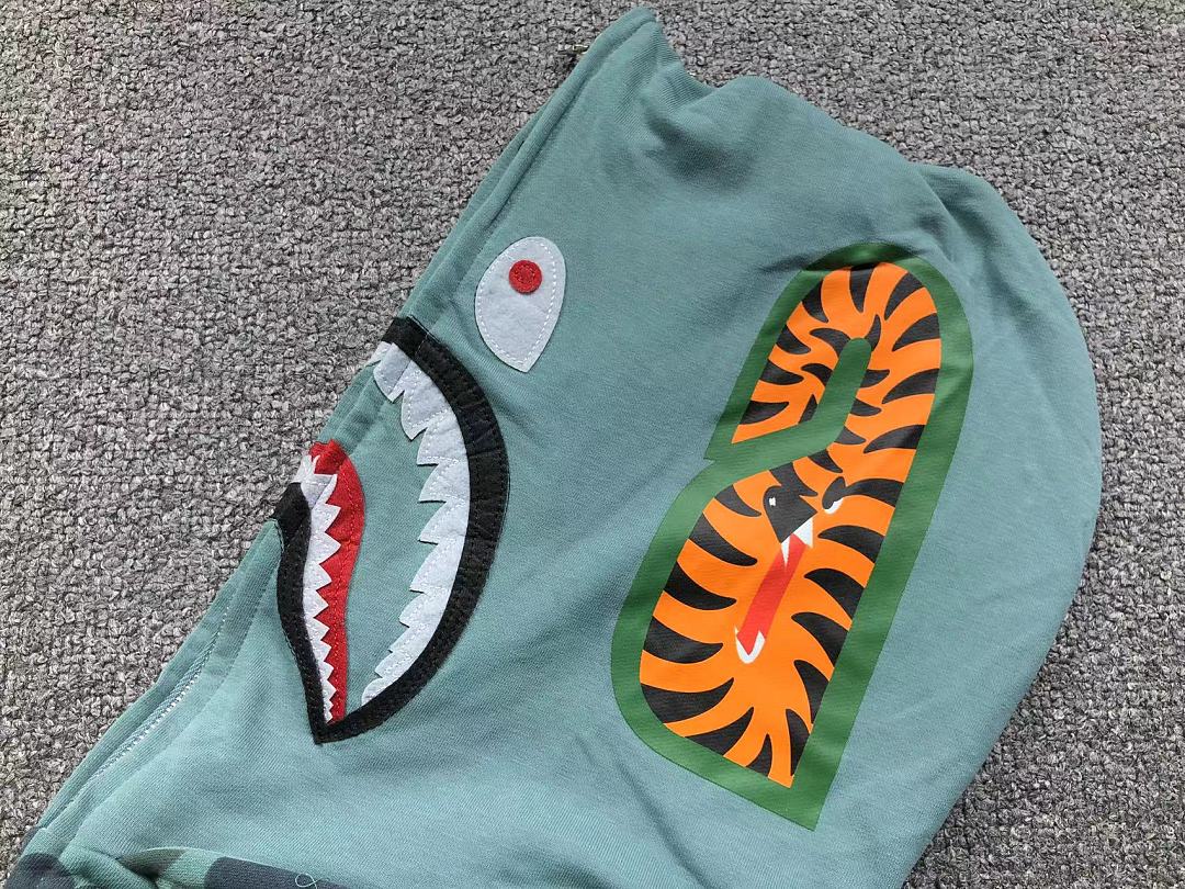 Bape 175 BAPE HOODIE 52070715158 (Im 170Cm 60Kg I Wear Size M In The Phot) - Image 62