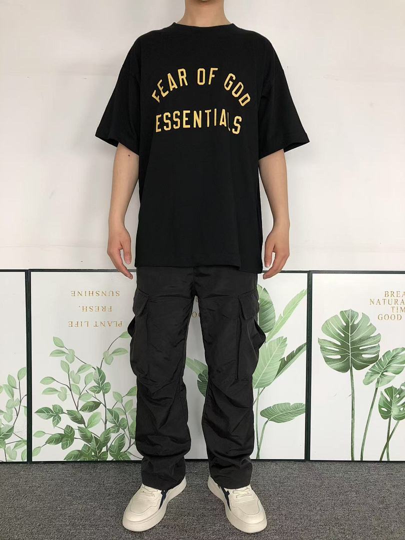 Fear of God 98 FOG T-SHIRT 213112117 (Im 170Cm 60Kg I Wear Size S In The Phot) - Image 4