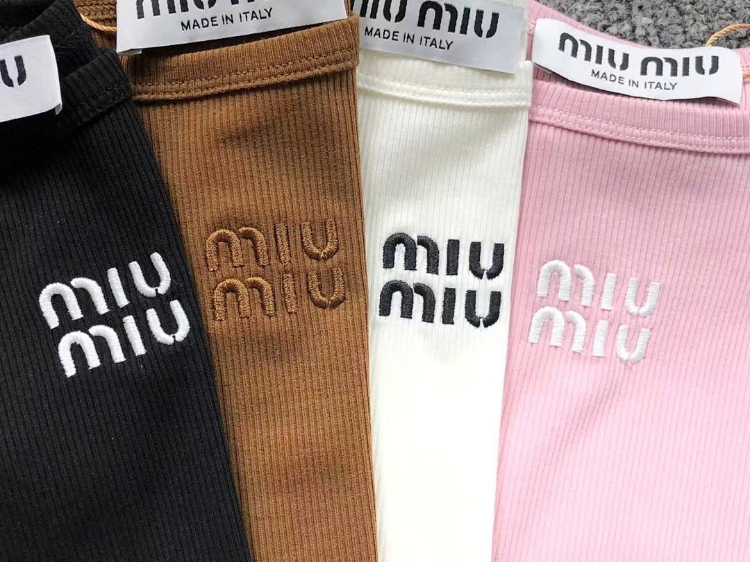 Miu Miu 128 M⭐U VEST FEMAIE - Image 14