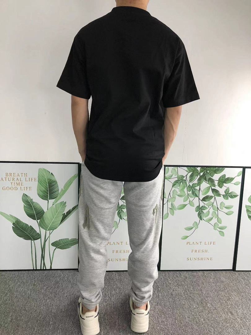 AMIRI 85 AMIRI T-SHIRT 111282574 (Im 170Cm 55Kg I Wear Size S In The Phot) - Image 4
