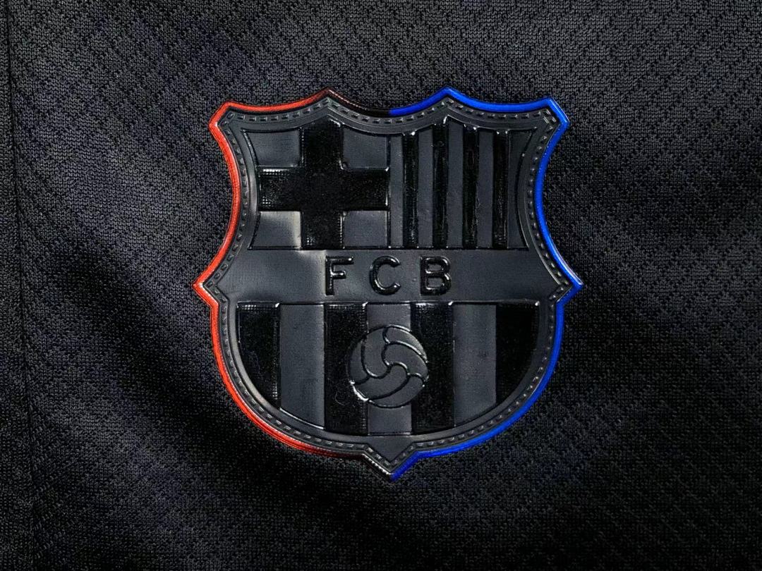 Chanel 68 FOOTBALL - Image 31