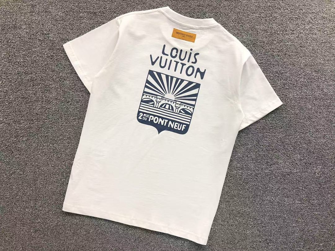 Louis Vuitton 108 L⭐ T-SHIRT 41061319126 (Im 170Cm 60Kg I Wear Size XS In The Phot) - Image 7