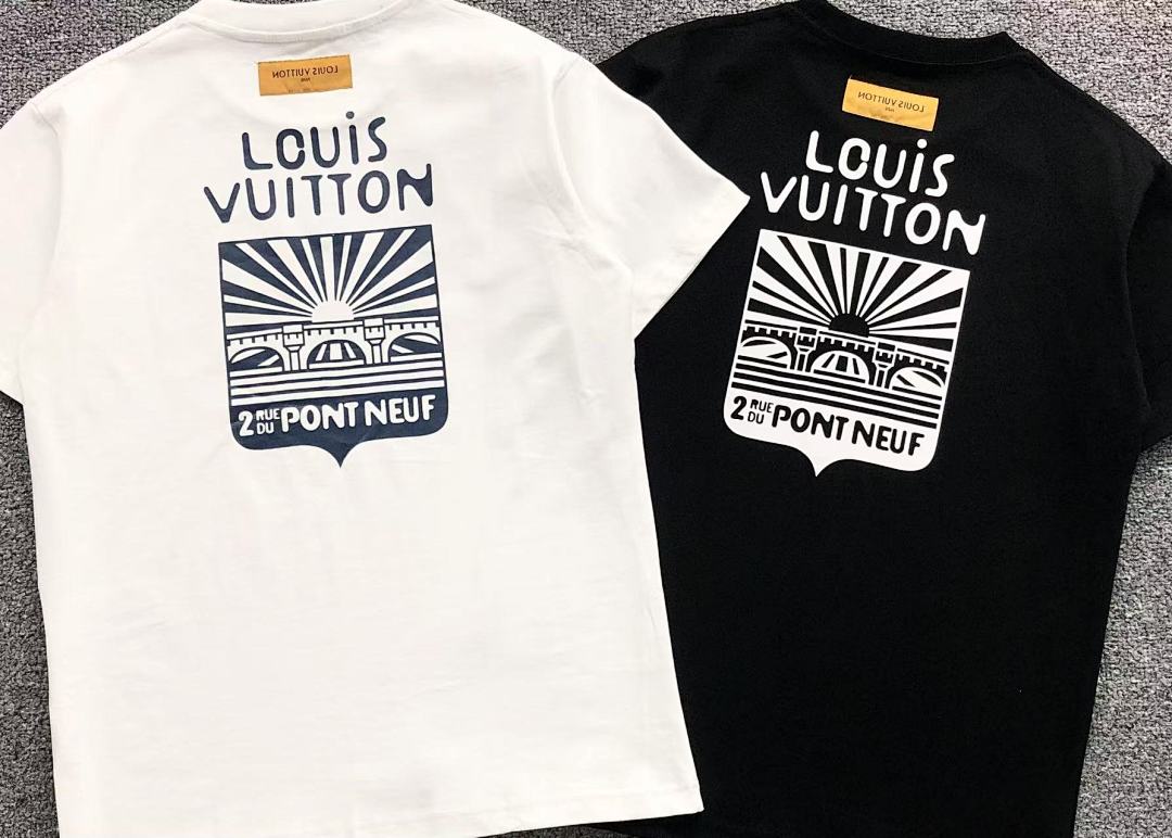 Louis Vuitton 108 L⭐ T-SHIRT 41061319126 (Im 170Cm 60Kg I Wear Size XS In The Phot) - Image 6