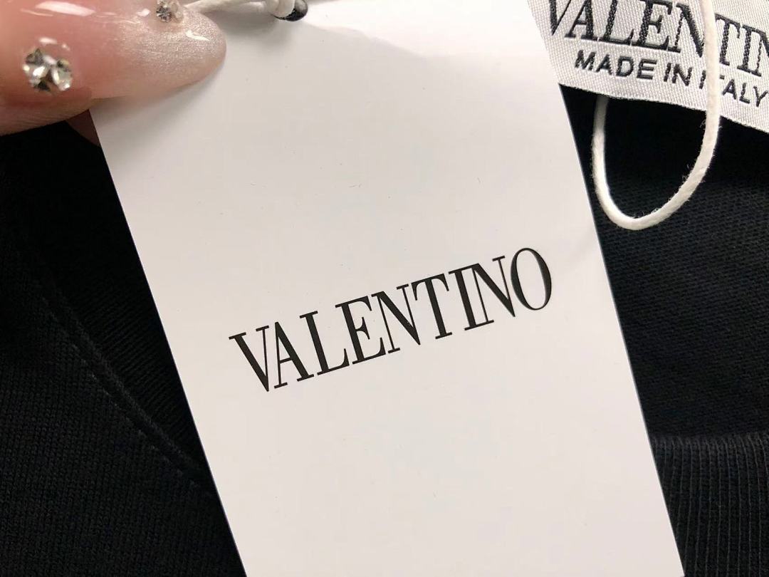 Valentino 138 VALENTINO T-SHIRT 412282001 (Im 170Cm 55Kg I Wear Size M In The Phot) - Image 20