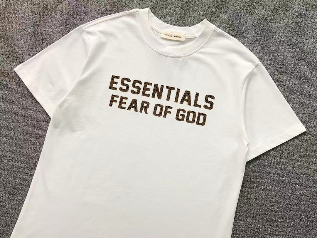 Fear of God 98 FOG T-SHIRT 22040420125 (Im 170Cm 60Kg I Wear Size M In The Phot) - Image 9