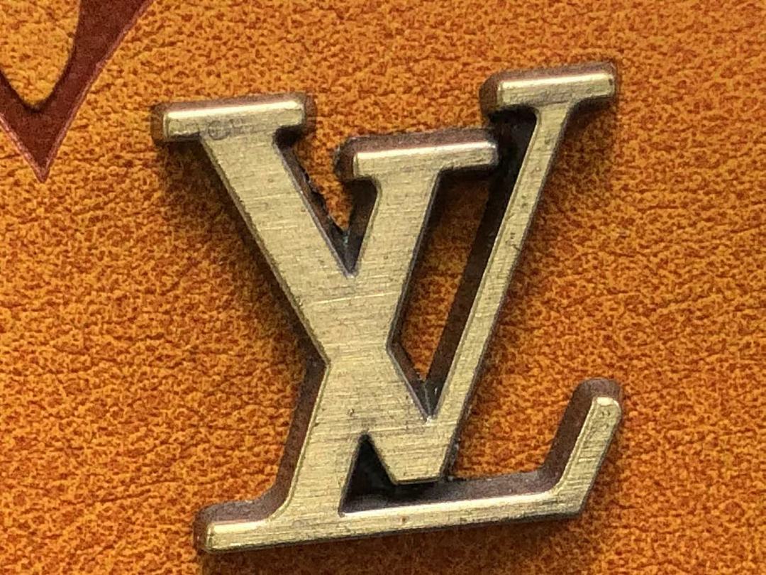 Louis Vuitton 189 L⭐ - Image 17