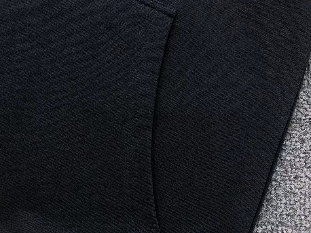 On Running 145 ON HOODIE 2207130704 (Im 170Cm 60Kg I Wear Size L In The Phot) - Image 17