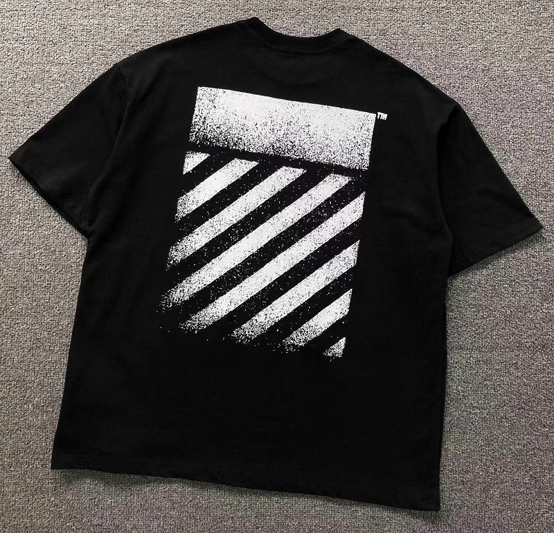 Off-White 118 OFF-WHITE T-SHIRT 42051421165 (Im 170Cm 60Kg I Wear Size M In The Phot)