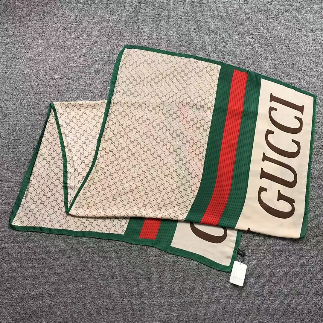 Gucci 85 G⭐C⭐I SCARF 31062825102 (Long 180CM* Wide 90CM*)