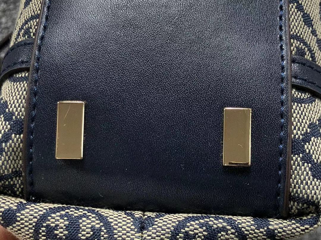 Chanel 218 T⭐RY B⭐⭐CH BAG 4204171275 (Long 25CM* Wide 9CM* High 14CM) - Image 18