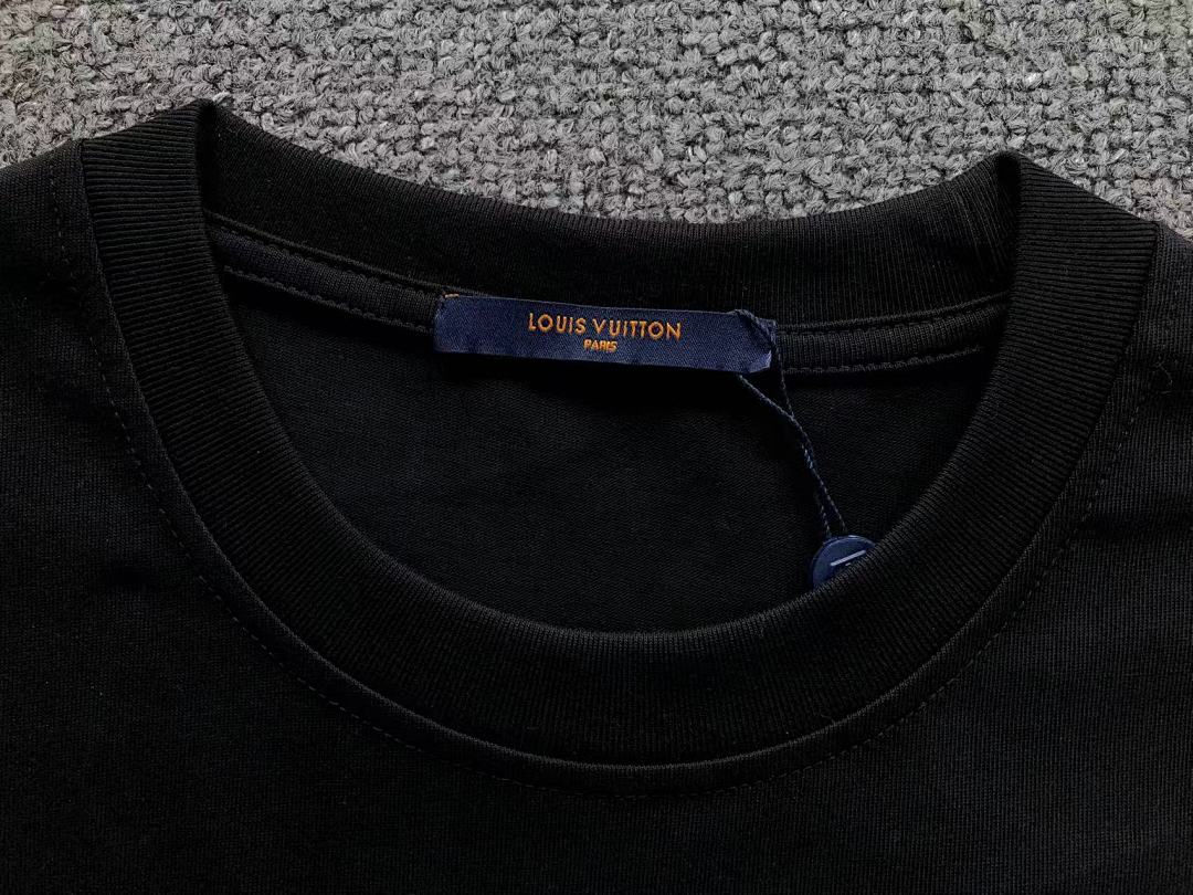 Louis Vuitton 115 L⭐ T-SHIRT 214302315 (Im 170Cm 60Kg I Wear Size XL In The Phot) - Image 21