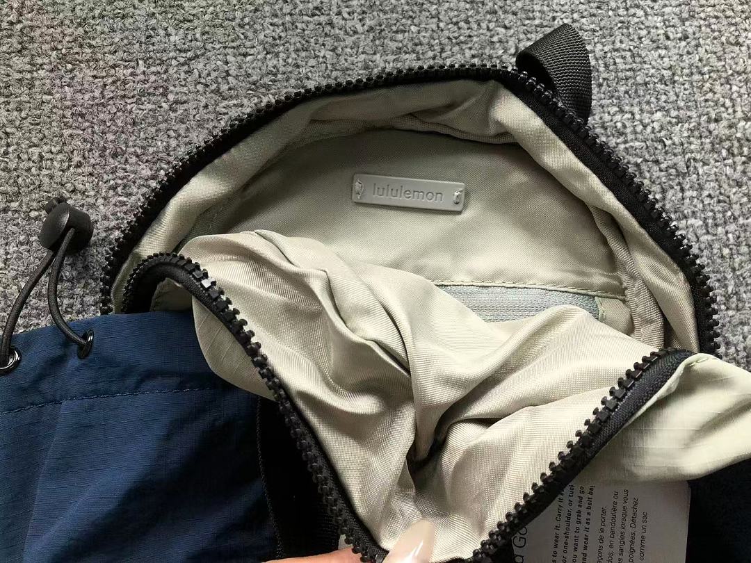 On Running 218 LULULEMON BAG 3205080523 (Long 19CM* Wide 8CM* High 32CM) - Image 37