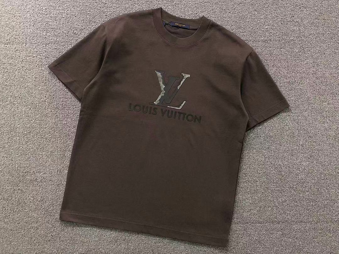 Louis Vuitton 115 L⭐ T-SHIRT 3201120121 (Im 170Cm 60Kg I Wear Size M In The Phot) - Image 9