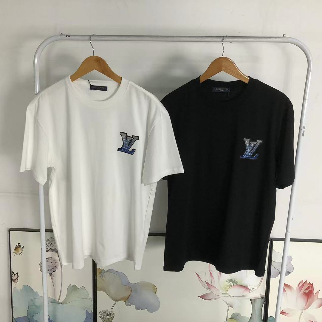 Louis Vuitton 85 L⭐ T-SHIRT 125210332 (Im 170Cm 60Kg I Wear Size M In The Phot) - Image 21