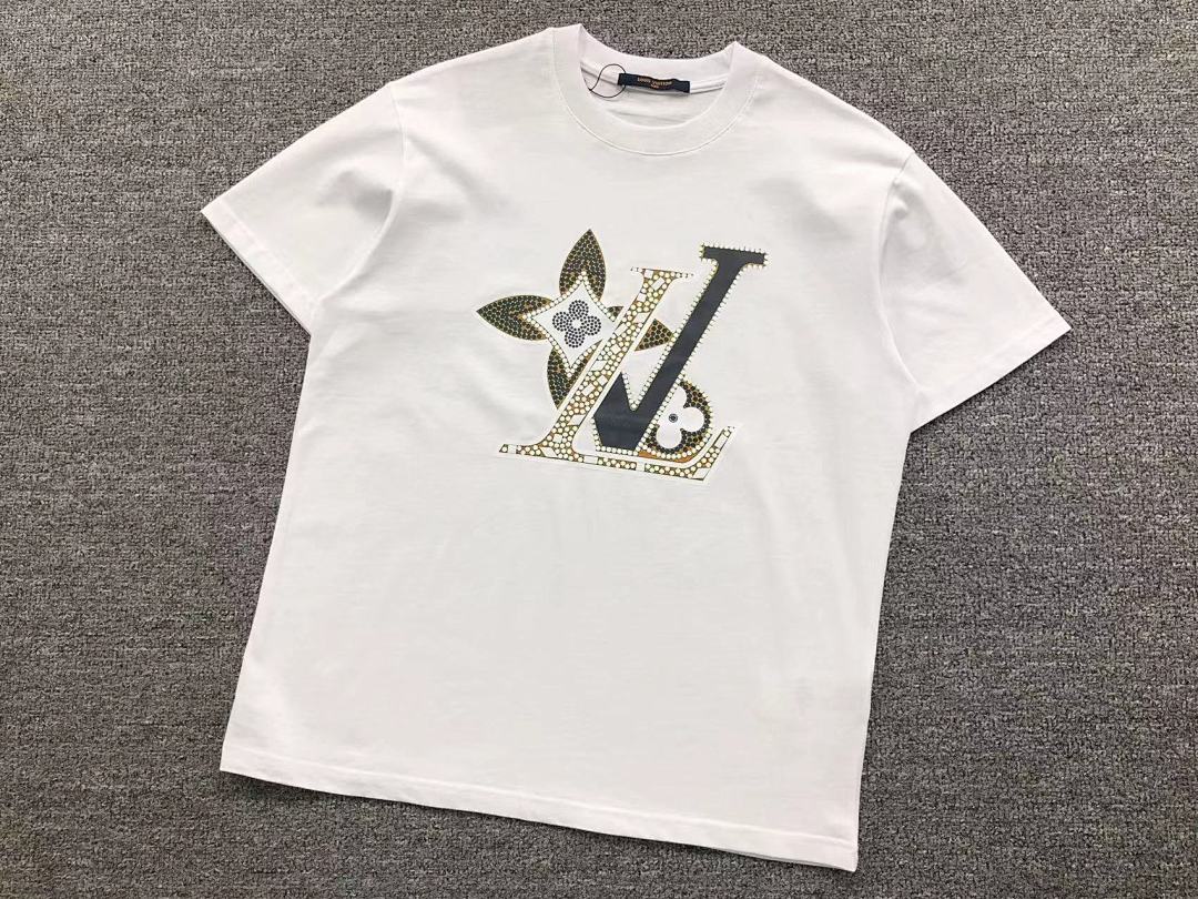Louis Vuitton 128 L⭐ T-SHIRT 1101170321 (Im 170Cm 57Kg I Wear Size M In The Phot) - Image 7