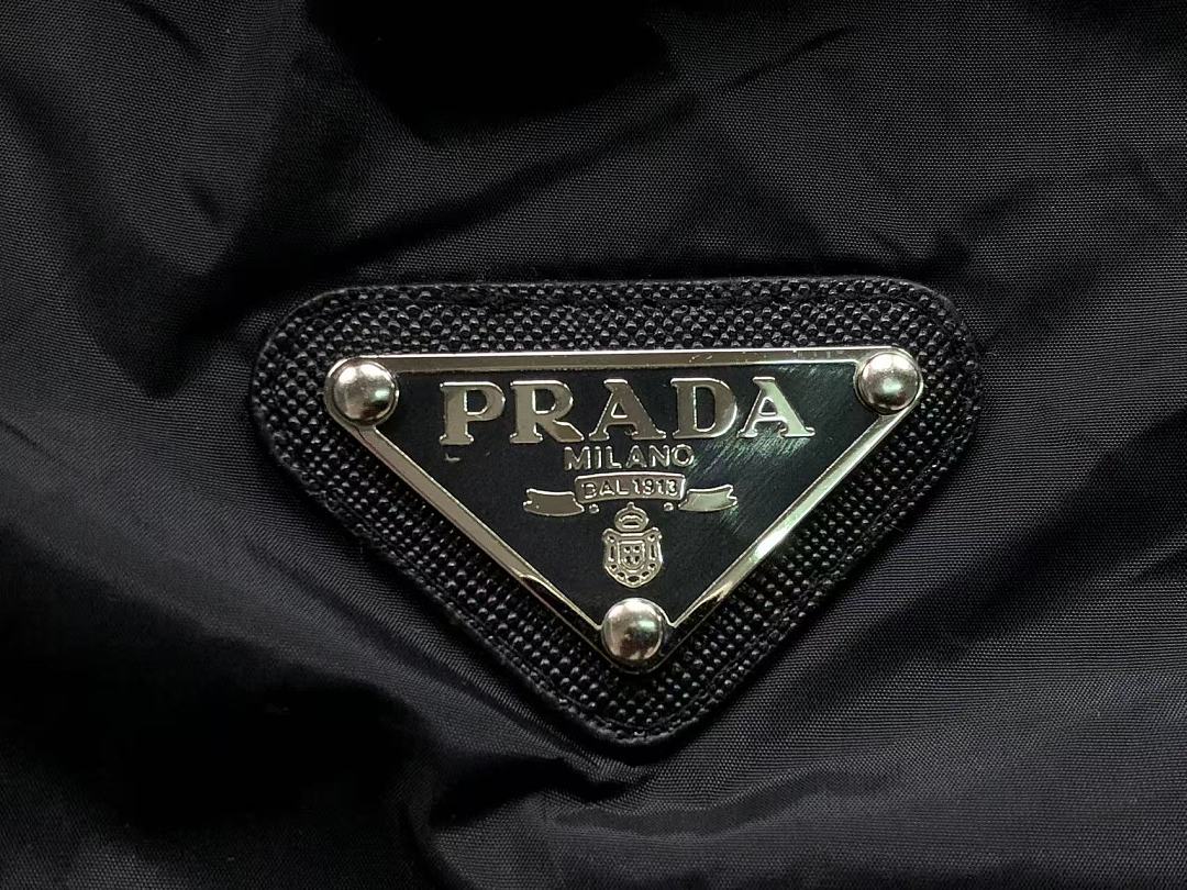 Prada 218 P⭐A⭐A SHIRT 22062713125 (Im 170Cm 60Kg I Wear Size S In The Phot) - Image 8