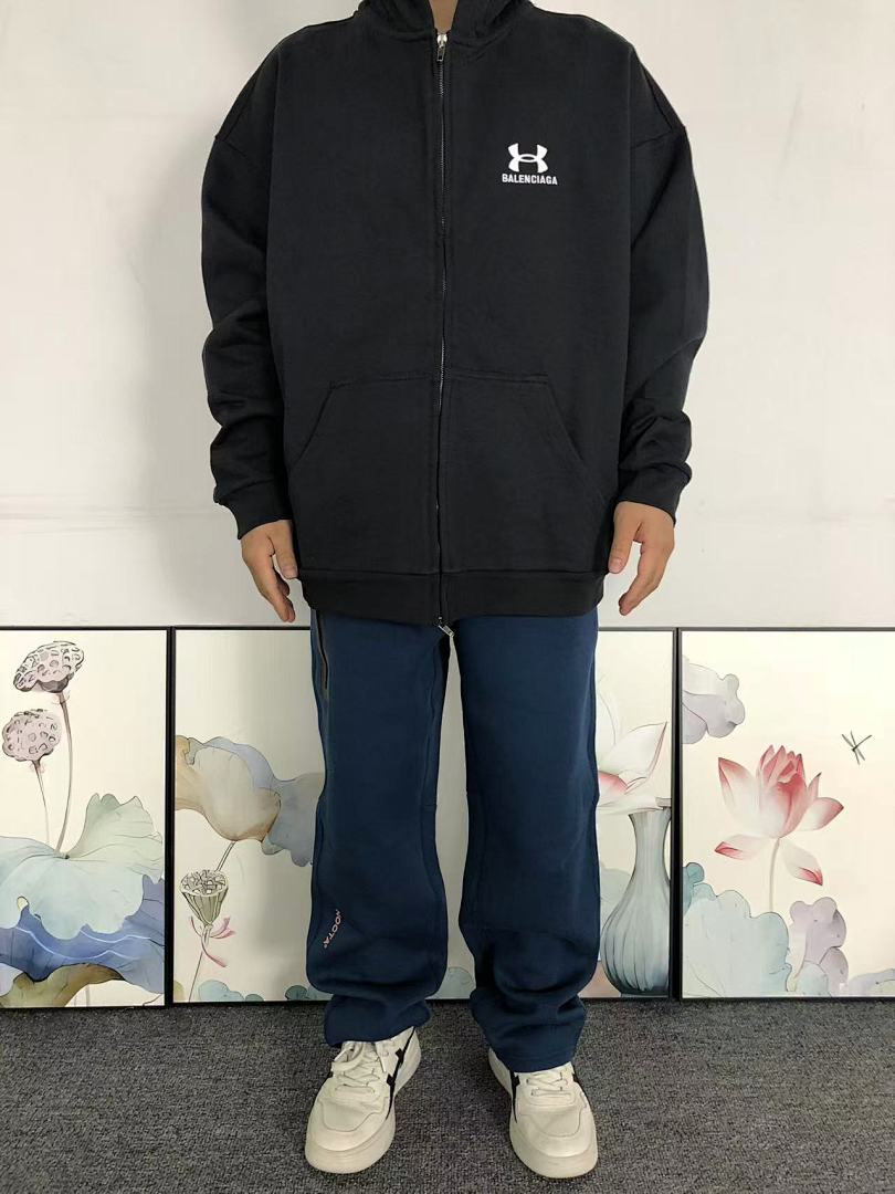 Balenciaga 245 B⭐L⭐⭐⭐IA⭐A HOODIE 4122718163 (Im 170Cm 60Kg I Wear Size XS In The Phot) - Image 3
