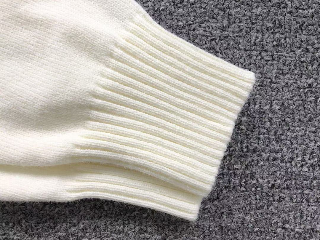 AMI 138 AMI SWEATER 112101117 (Im 170Cm 57Kg I Wear Size S In The Phot) - Image 14