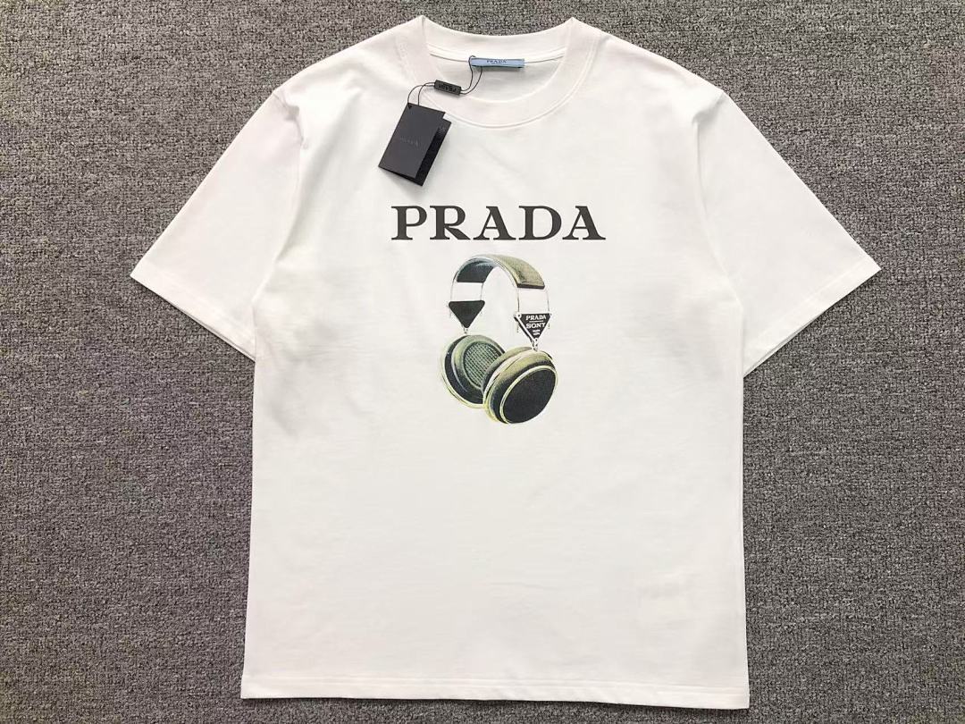 Prada 95 P⭐A⭐A T-SHIRT 3203145003 (Im 170Cm 60Kg I Wear Size M In The Phot) - Image 7