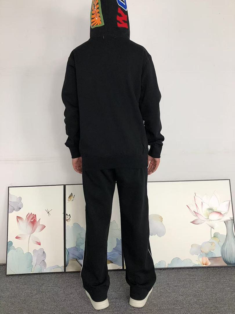 Bape 308 BAPE HOODIE 3108194111 (Im 170Cm 60Kg I Wear Size M In The Phot) - Image 5