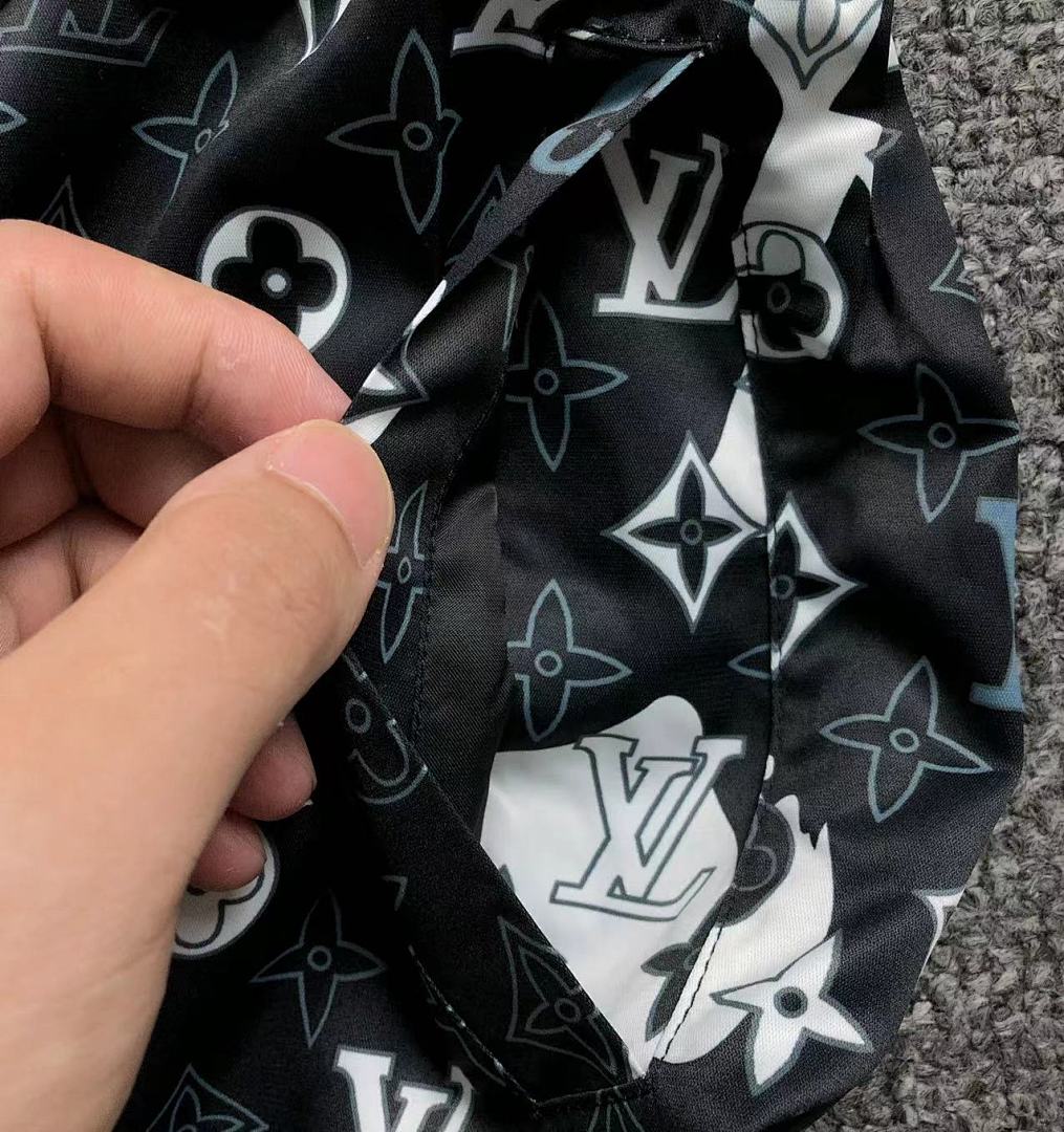 Louis Vuitton 98 L⭐ - Image 9