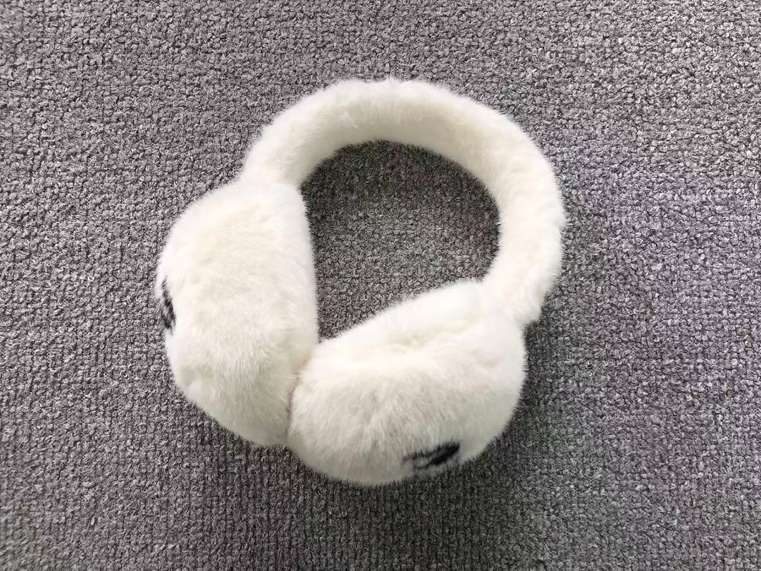 Miu Miu 95 M⭐U SCARF EARMUFF 12910843 (Long 88CM* Wide 12CM*) - Image 9