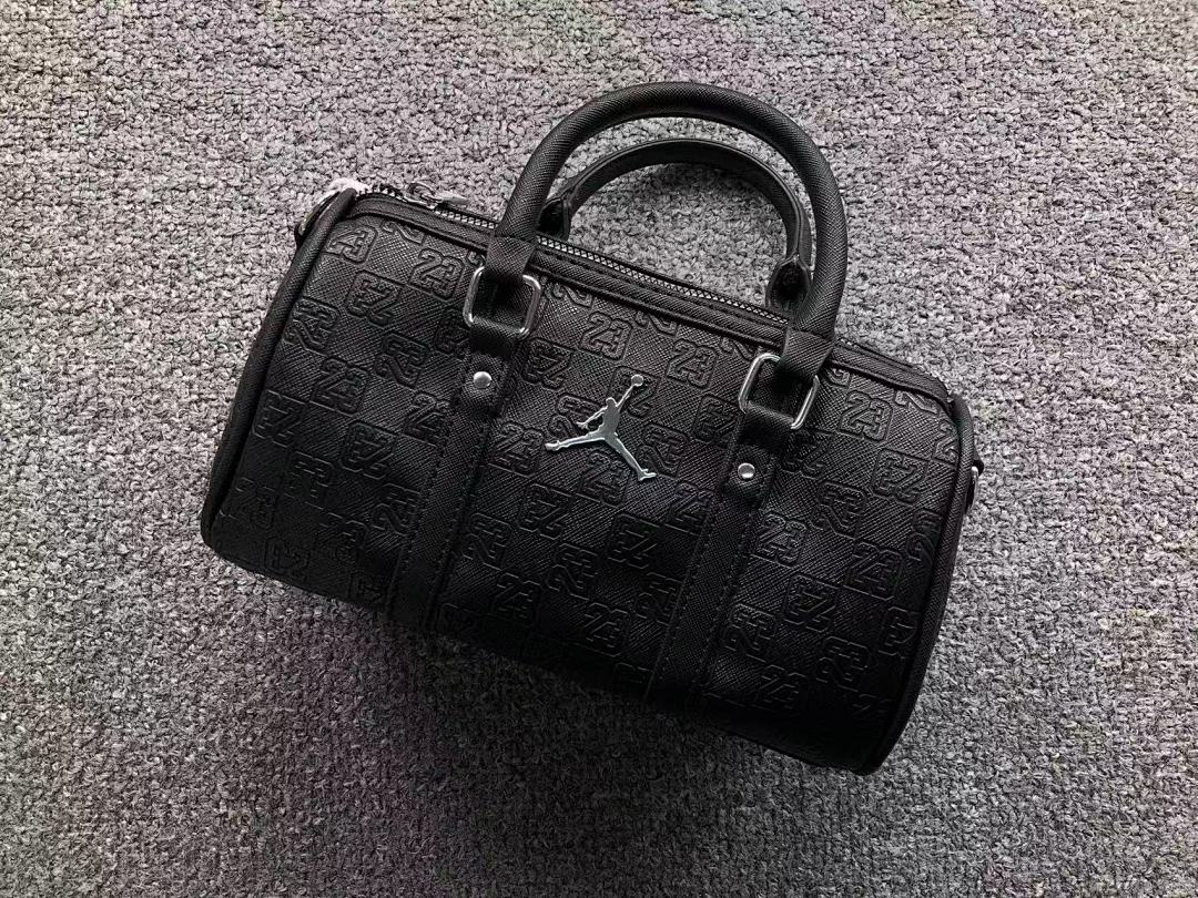 Air Jordan 95 A⭐R J⭐R⭐AN BAG 411290113 (Long 24CM* Wide 13CM*14CM) - Image 6
