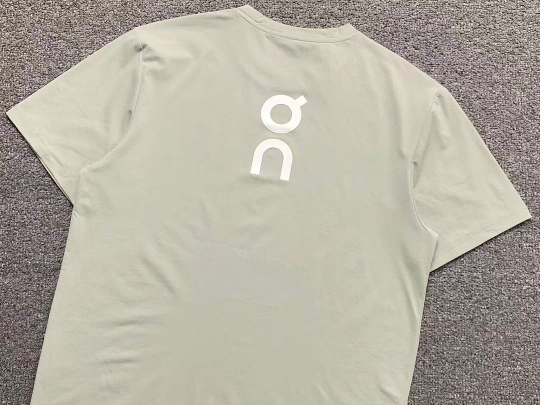 On Running 115 ON T-SHIRT 2201292104 (Im 170Cm 60Kg I Wear Size L In The Phot) - Image 12
