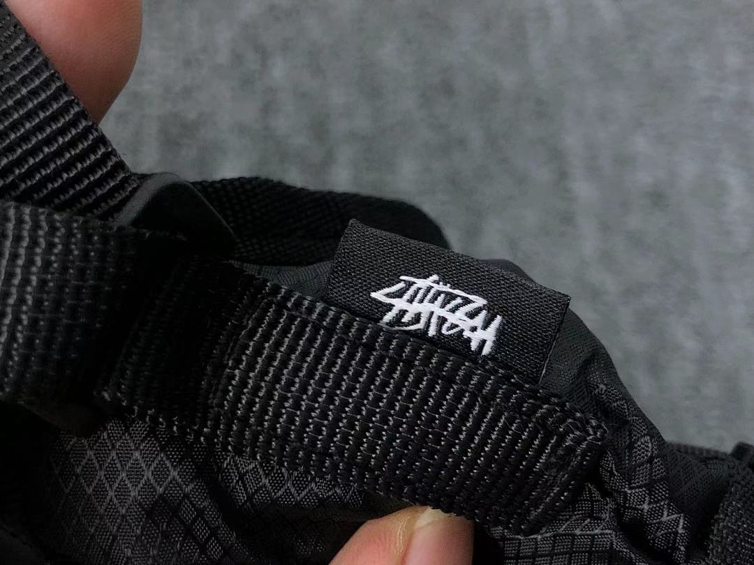 Stussy 78 STUSSY BAG 19030266 (Long 27CM*12CM* High 19CM) - Image 26