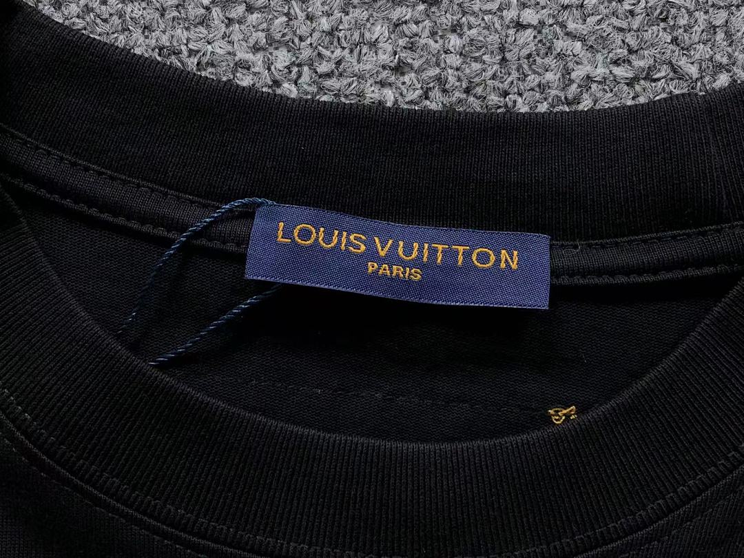 Louis Vuitton 98 L⭐ T-SHIRT 41072402133 (Im 170Cm 60Kg I Wear Size L In The Phot) - Image 30