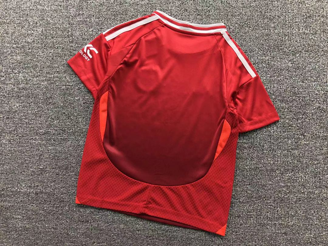 Chanel 68 FOOTBALL T-SHIRT SHORTS - Image 12