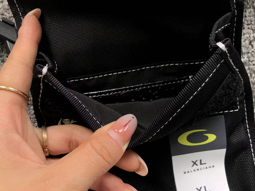 Balenciaga 343 B⭐L⭐⭐⭐IA⭐A BAG 412220101 (Long 15CM* Wide 19CM*6CM) - Image 9