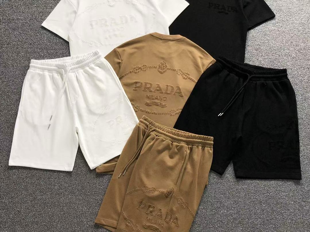 Prada SHORTS P⭐A⭐A T-SHIRT - Image 5