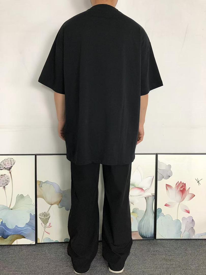 Balenciaga 88 B⭐L⭐⭐⭐IA⭐A T-SHIRT 22013003170 (Im 170Cm 60Kg I Wear Size L In The Phot) - Image 4