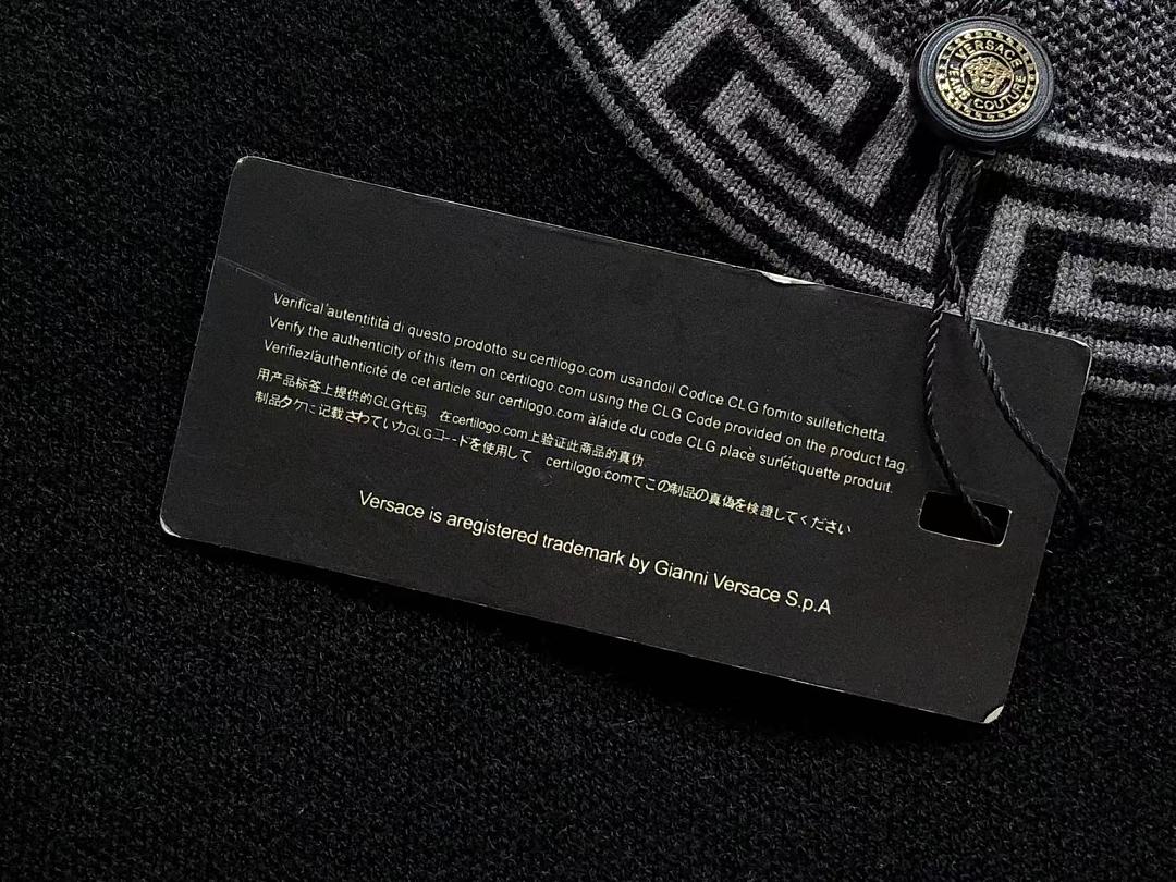 Versace 208 V⭐⭐SA⭐E SWEATER 3208111121 (Im 170Cm 60Kg I Wear Size L In The Phot) - Image 15