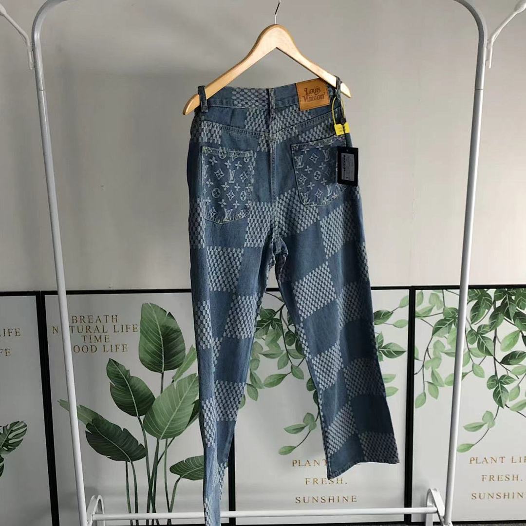 Louis Vuitton 208 L⭐ - Image 21